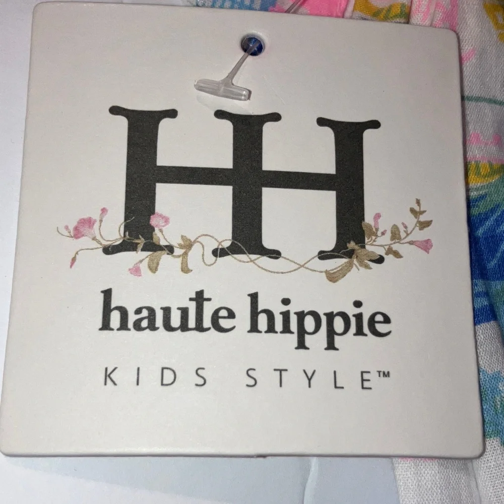 Haute Hippie‎ Kids Travel Design (London, Rome, Beach) Shirt, Shorts and Bow Set
